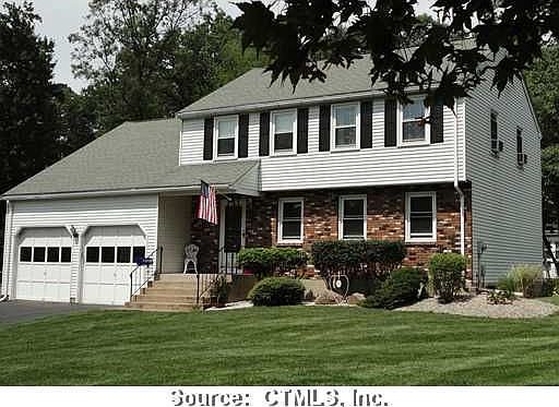 1st image of 61 Murielle Dr