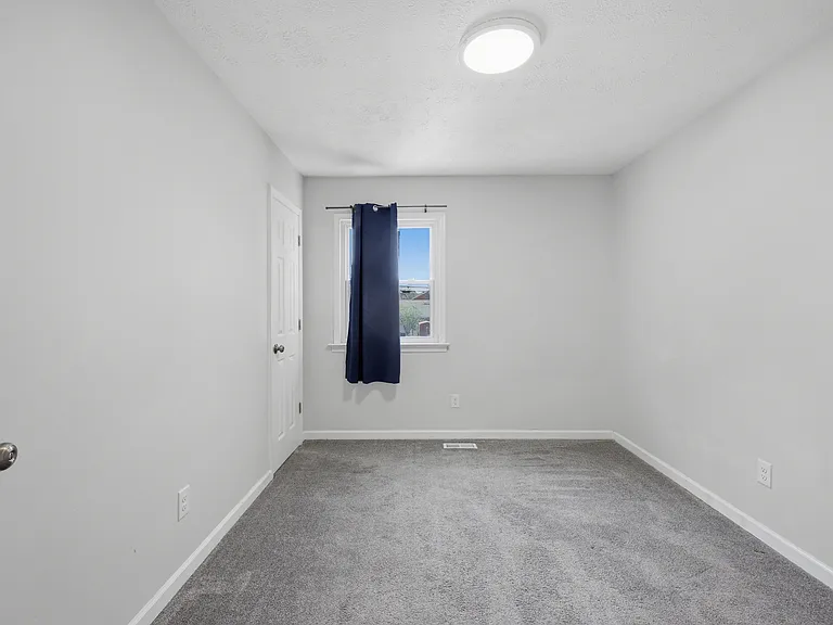 708 Westwood Ave — Photo 17