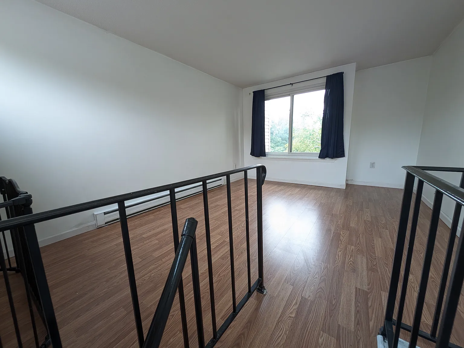 2 bed, 872 sqft, $1,700 — Photo 4