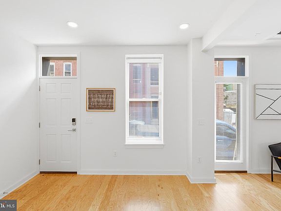2nd image of 718 Mura St