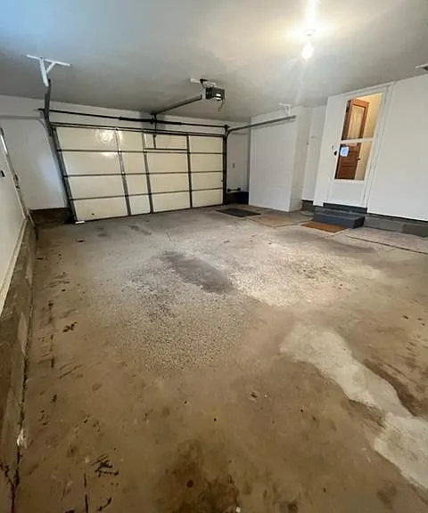 521 Collins Ave — Photo 21