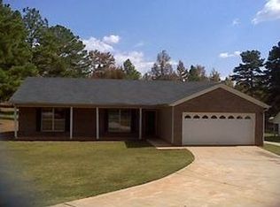 13518 Panhandle Rd, Hampton, GA 30228