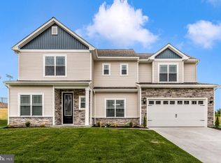 504 Abigail Ave, Waynesboro, PA 17268