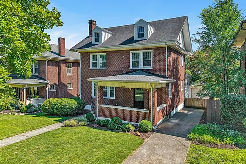 2266 Maiden Ln SW Photo 1
