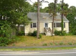 45 Town Brook Rd, West Yarmouth, MA 02673