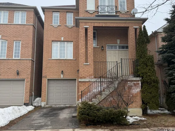 212 Yellowood Cir, Vaughan, ON L4J 8M4