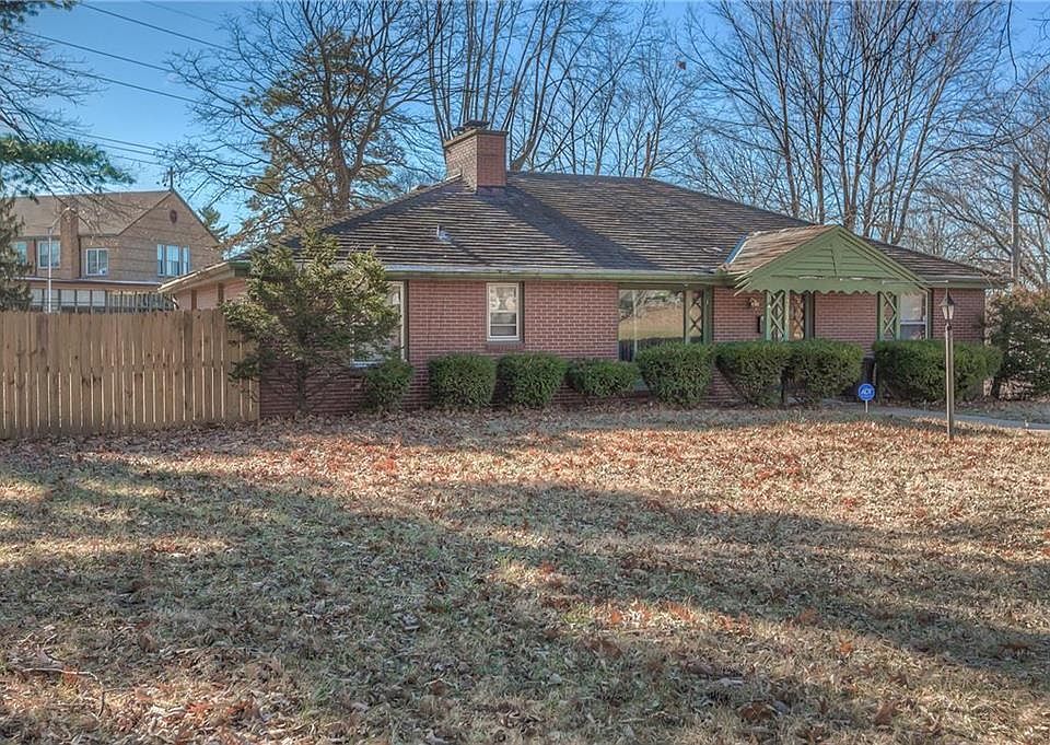 1st image of 3116 W Barker Cir