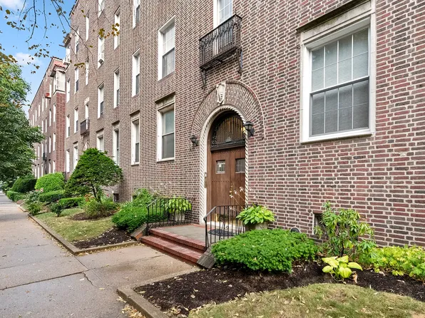 3751 84th St APT 31, Queens, NY 11372