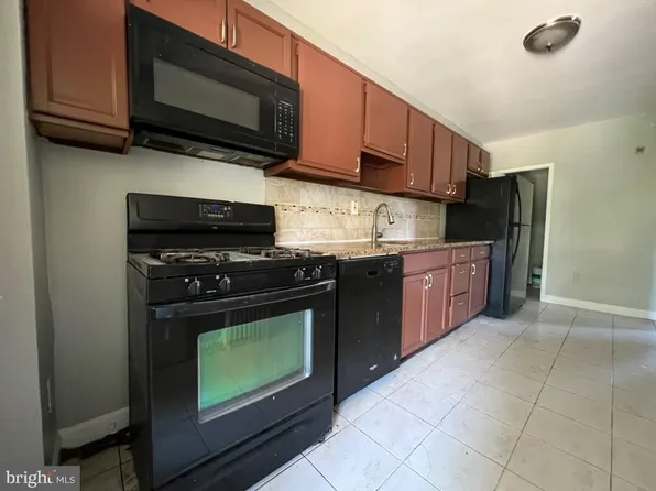 2980 Cornwall Rd, Baltimore, MD 21222