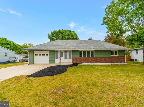 176 Axtell Ave, Vineland, NJ 08360