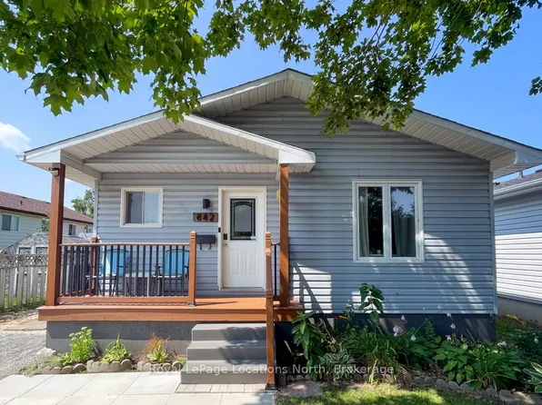 642 Spruce St, Collingwood, ON L9Y 4T6