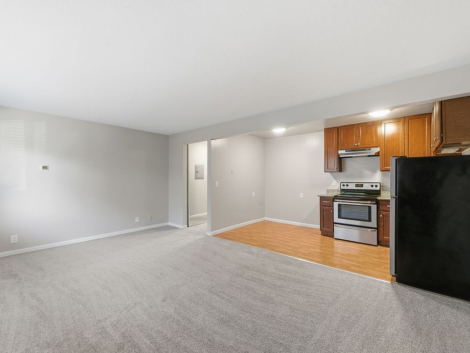 1st image of 5838 Birch Ct APT B