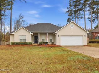 518 Castlewoods Blvd, Brandon, MS 39047
