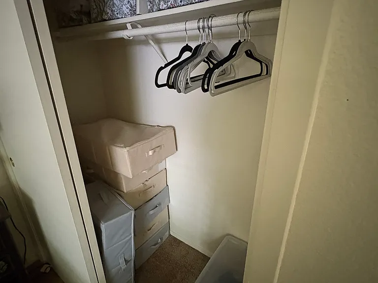 527 Flicker Ave — Photo 9