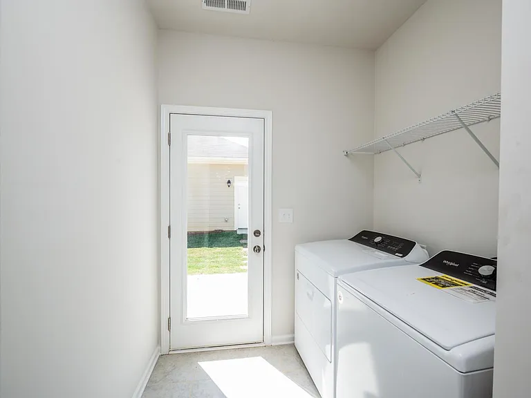 902 Sagecroft Ln — Photo 14