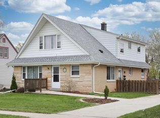 3720 S 88th St, Milwaukee, WI 53228