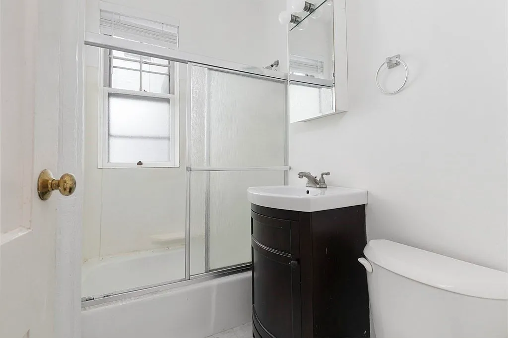 2 bed, 690 sqft, $2,800 — Photo 1