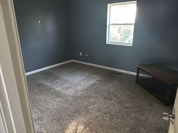 4th image of 4599 N Dixie Dr #4599