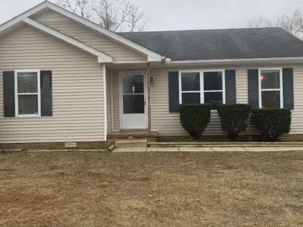 1331 Hugh Hunter Rd, Oak Grove, KY 42262