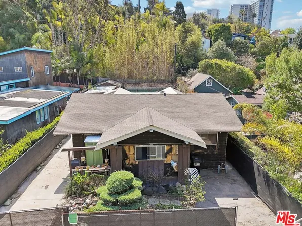 354 Entrada Dr, Santa Monica, CA 90402