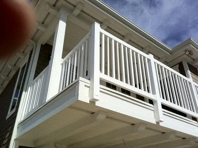 UPSTAIRS DECKS