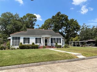 154 Brockenbraugh Ct, Metairie, LA 70005