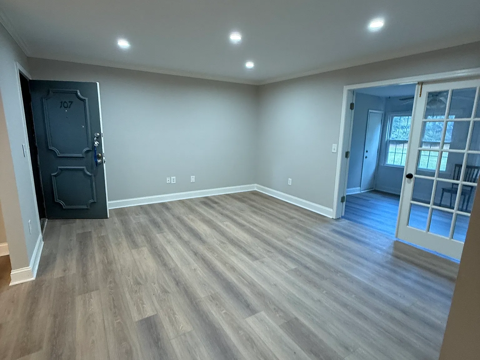1 bed, 812 sqft, $1,650 — Photo 3