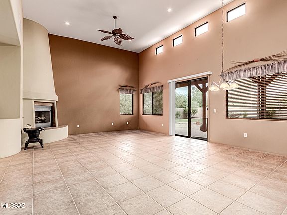 5th image of 10013 S Placita De La Bondad