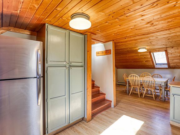 5th image of 1023 Ritters Valley Dr