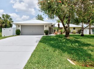 613 Collins St, Sebastian, FL 32958