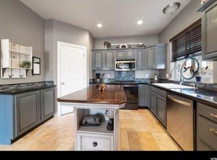 1717 S 825th St W, Lehi, UT 84043
