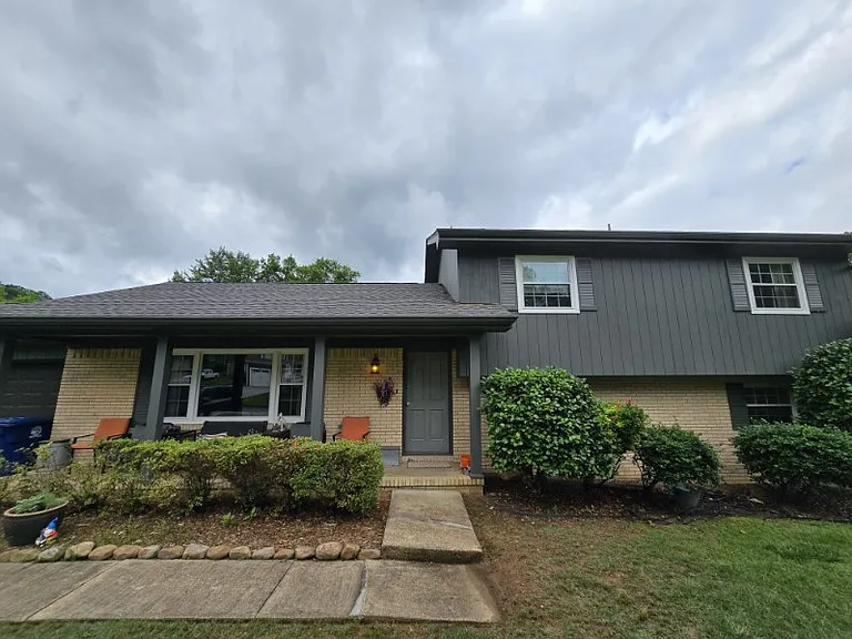 608 N Valley Dr — Photo 1