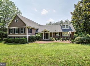 13208 Darnestown Rd, Gaithersburg, MD 20878