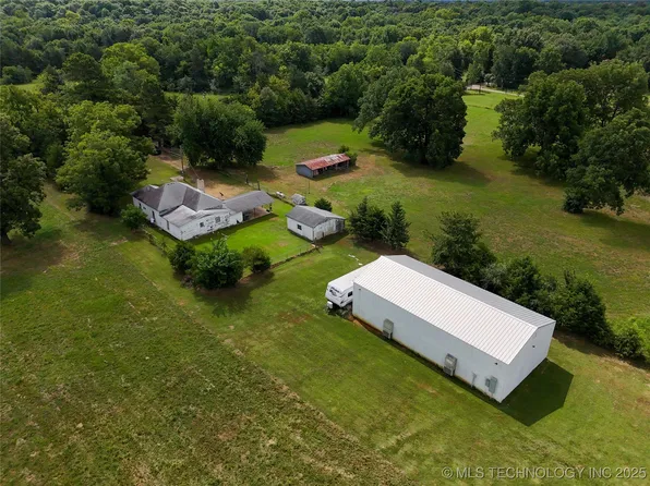 652 4230th Rd, Hugo, OK 74743