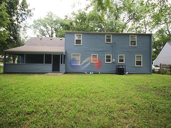 2nd image of 13604 Parker Ave