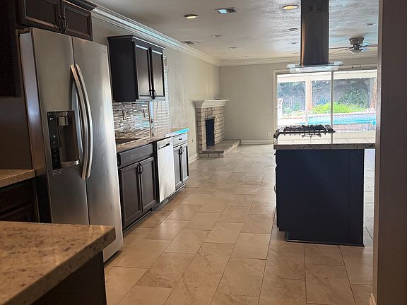 2nd image of 26141 Hatmor Dr