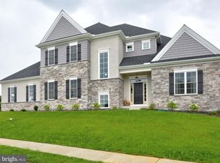 22 Station Stone Ln, Lititz, PA 17543