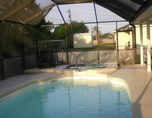 5th image of 238 SE Verada Ave