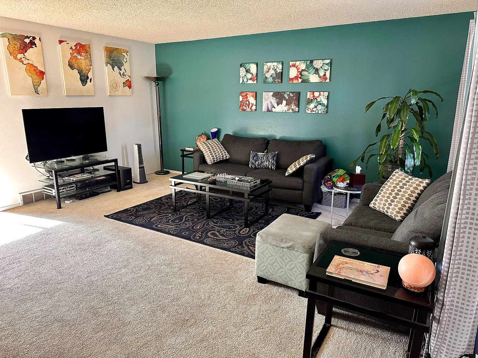 3 bed, 1647 sqft, $1,000 — Photo 2