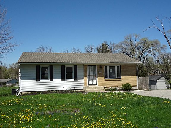 2nd image of 7832 Jonquil Ln