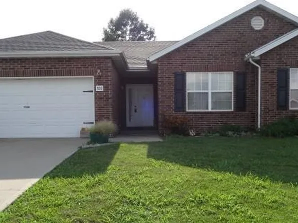 820 S Birch St, Butler, MO 64730