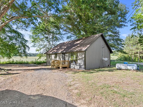 4th image of 420 Risher Rd