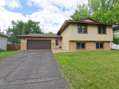 1025 Robinhood Pl, Shoreview, MN, 55126