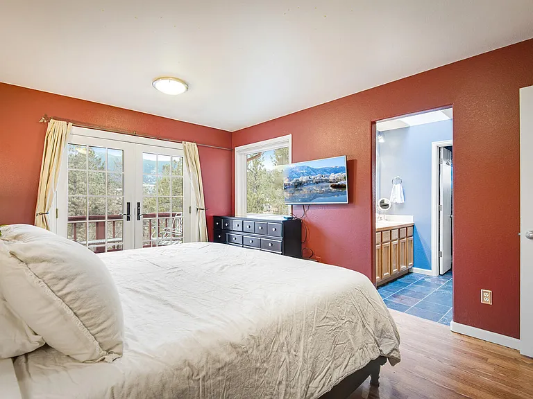 Large master bedroom with ensuite bathroom