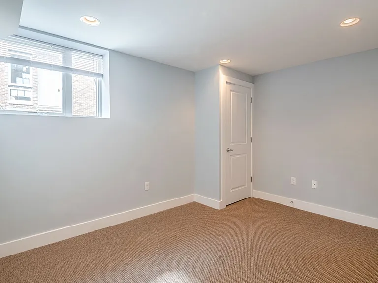 2619 Christian Street — Photo 9