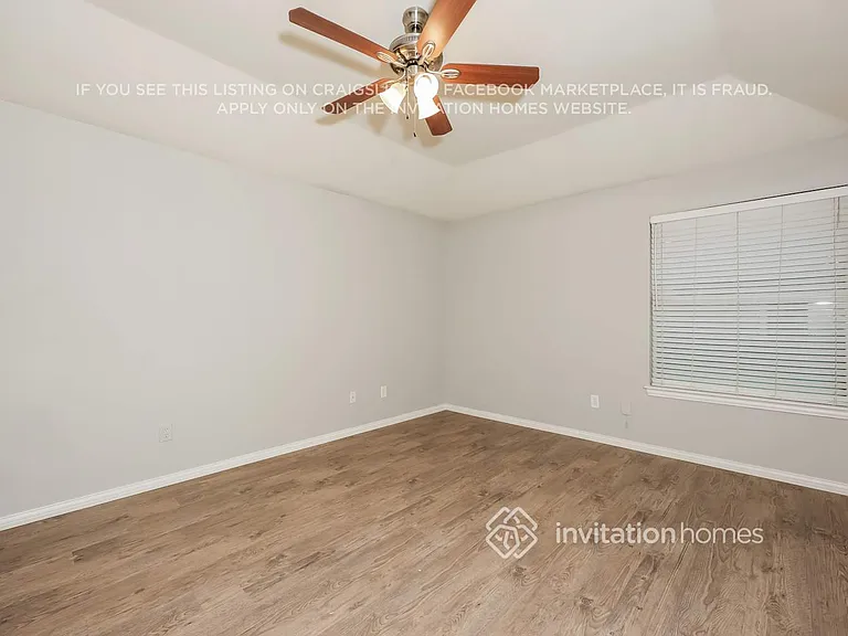823 Yellowstone Dr — Photo 10