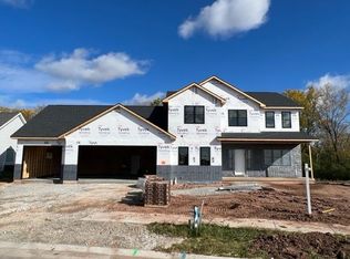 N8738 Connor Cir, Menasha, WI 54952