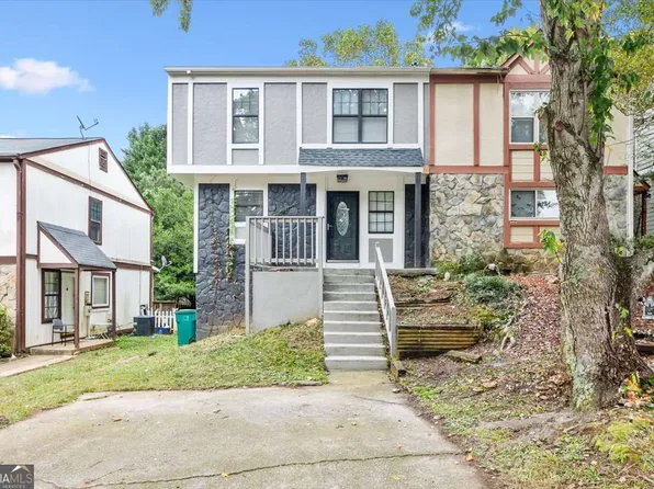 1058 Falling Water Dr SE, Smyrna, GA 30080