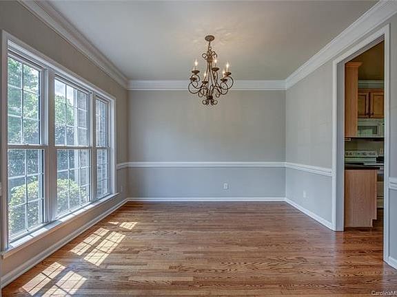 3rd image of 4229 Belle Meade Cir