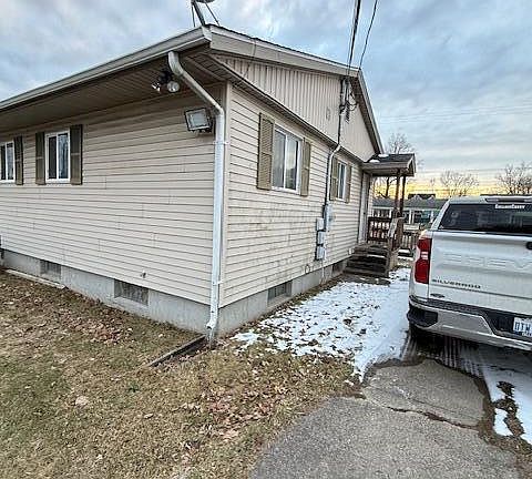 5th image of 1302 N Eaton St
